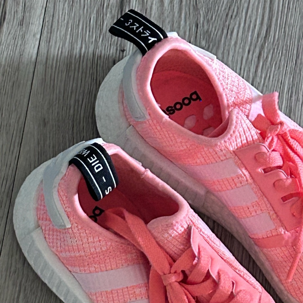 ADIDAS • NMD R1 Sun Glo Sneaker • 6.5 • Orange/Pink • - Picture 6 of 10